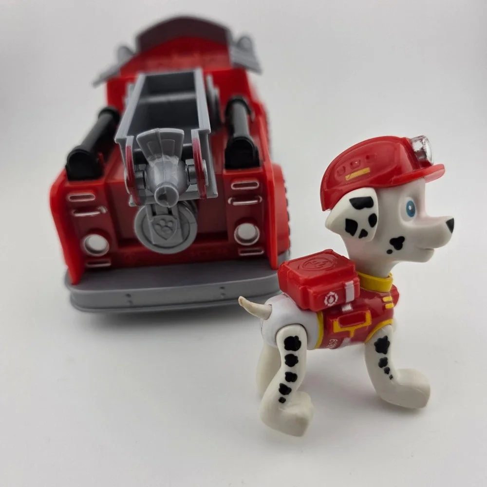 Paw Patrol Marshall's‎ Fire Engine with Marshall Figure Pre-Owned